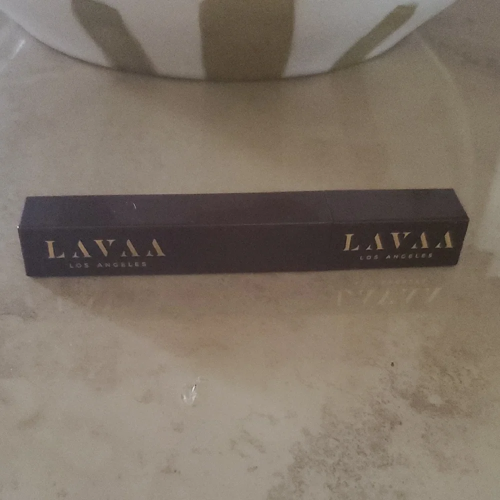 Brown Mascara